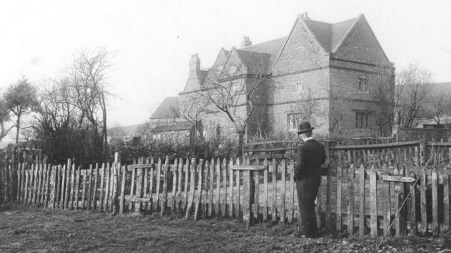 ‘Twice tried, twice hanged, twice buried’